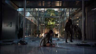 She's here. - Supergirl