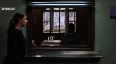 She's hiding something. - Law & Order: Special Victims Unit