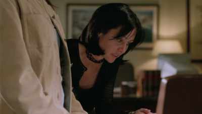 She's hunting them down... - Charmed