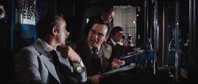 - She's in the building.
- Right. Stand by. - Diamonds Are Forever