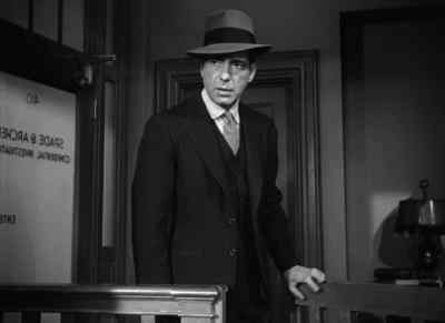 She's in there. - The Maltese Falcon