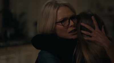- She's just curious.
- Now I can't eat. - The Wizard of Lies