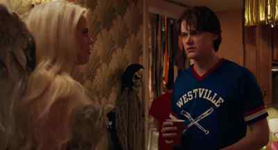  ...she's, like, really
inexperienced and, um... - Mean Girls