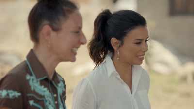 - She's like,
"You're doing it wrong." - Eva Longoria: Searching for Mexico