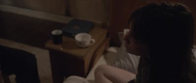 She's looking at me. - Nymphomaniac: Vol  II