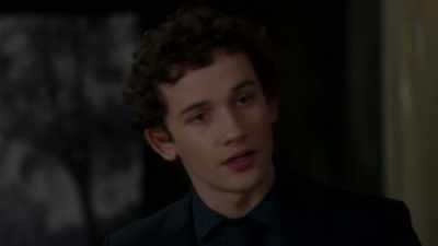 She's looking for
the Vogue lady. - Pretty Little Liars: The Perfectionists