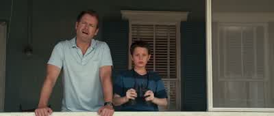 She's losing it, Dad. - The Last Song