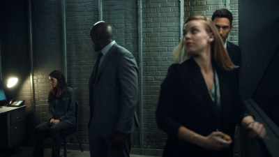 - She's lying. - The Enemy Within