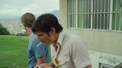 She's lying. - Narcos