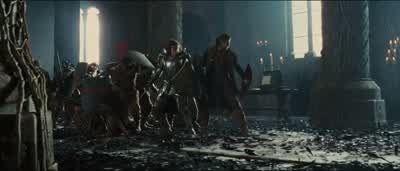 She's moving. - Snow White and the Huntsman