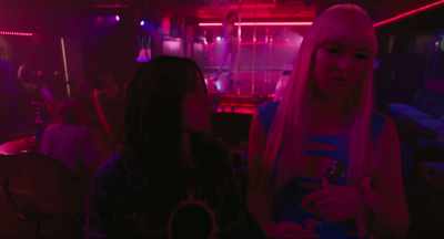 She's never been to a strip club before - Mona Lisa and the Blood Moon