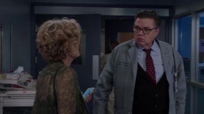 She's not answering any of my texts. - Chicago Med