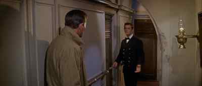 She's not answering the door, Mr McCord. - North to Alaska
