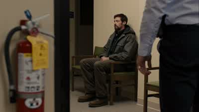 She's not coming. - Prisoners