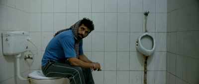 She's not his daughter. - Mukkabaaz