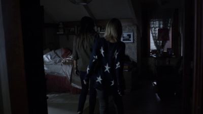 SHE'S NOT HERE. - Pretty Little Liars