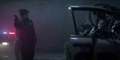 She's not here. - Batwoman