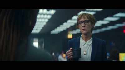 She's not in the mood to talk. - The Day of the Jackal
