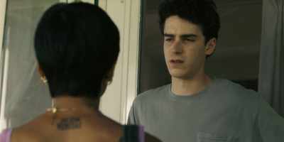 - She's not Lennon. She's Alison.
- Yeah, - I Know What You Did Last Summer