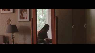 She's not supposed to be
anywhere but here, resting. - Souvenir