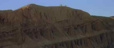 She's on the roof. - Capricorn One