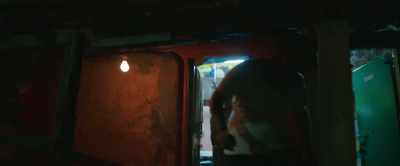 She's one half - a golden heart, - Hichki