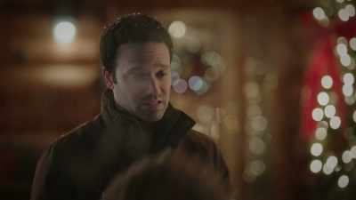 She's pretty, funny,
has a successful business, - Unwrapping Christmas: Olivia's Reunion