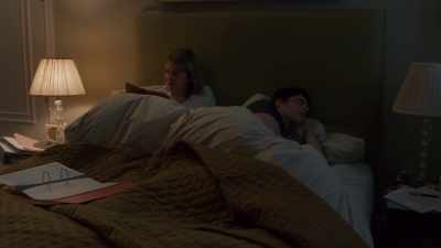 She's psychotic and he's a-- - The Split