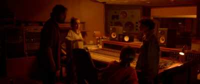 She's recording... she's... - Love Spreads