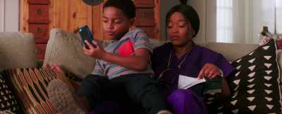 She's right here,
reading her nurse book. - 2 Minutes of Fame