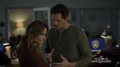 She's right, look.
We have this window, all right? - Mystery 101: Killer Timing