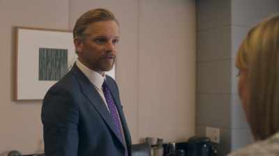 - She's rude, patronizing--
- And I loved her. - The Split