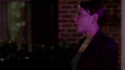 She's safe.
The house is secure. - The Following