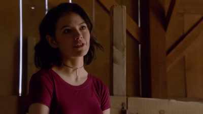 -She's your sister.
-It's not like that. Shut up. - The Unsettling