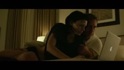 She's still playing solitaire? - The Girl with the Dragon Tattoo