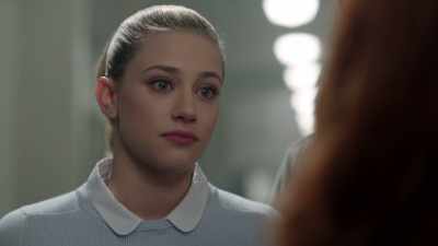 She's trying really
hard to hide it, - Riverdale
