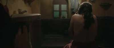 She's unzipped his jeans.. - Lipstick Under My Burkha