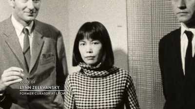 She's wearing current fashions, - Kusama : Infinity