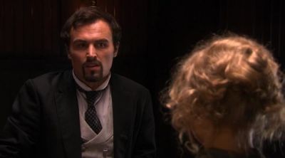 She's well under. - Murdoch Mysteries