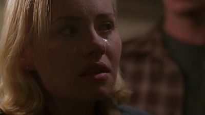 - Shh, it's OK.
- I'm scared. - 24