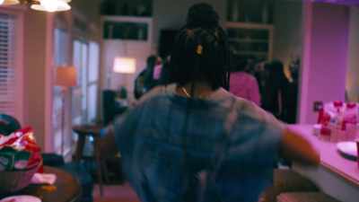 ["SHIMMY" BY LIL WAYNE PLAYING] - Naomi