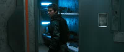 Shit. He's not here. Where is he? - Maze Runner: The Death Cure