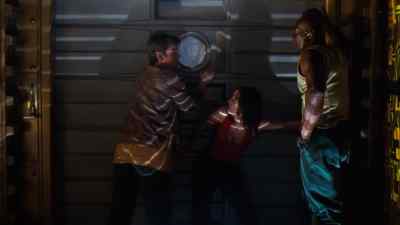 Shit, he's still coming. - Jason X