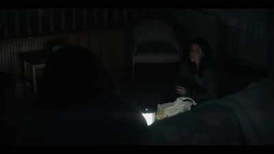 -Shit.
-Mack's too sick to move. - Y: The Last Man