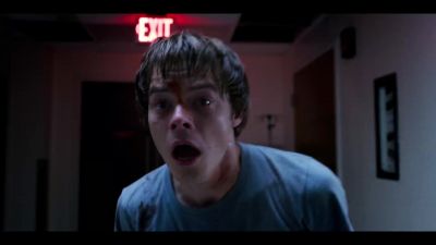 - Shit.
- Nancy! - Stranger Things