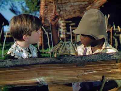- Sho is lucky I was wid you.
- What's that for? - Song of the South