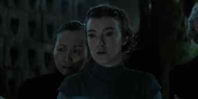 (shocked murmuring) - Dune: Prophecy