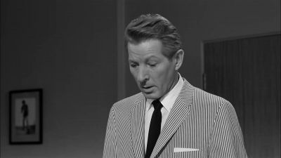 Shoe size - The Man from the Diners' Club