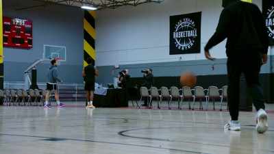 - [shoes squeaking]
- [balls thudding] - Destination NBA: A G League Odyssey