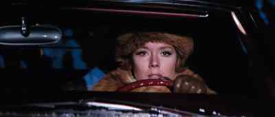 Shoot at them! - On Her Majesty's Secret Service